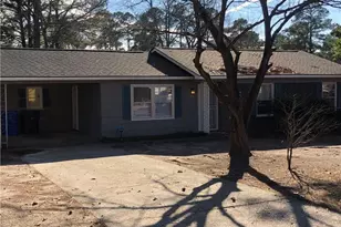 6341 Rockford Dr, Fayetteville, NC 28304 - Photo 1