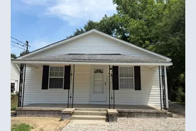 536 Linwood Avenue, Lumberton, NC 28358 - Photo 1