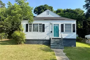 121 Mullins Ave, Fayetteville, NC 28301 - Photo 1