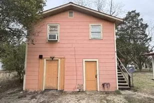 108 Pitt St, Fayetteville, NC 28306 - Photo 1