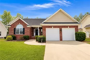 1920 Abbeydale Ln, Fayetteville, NC 28304 - Photo 1