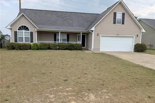 2519 Crumpler Dr, Hope Mills, NC 28348 - Photo 1