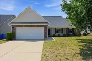 2206 Foster Gwin Ln, Fayetteville, NC 28304 - Photo 1
