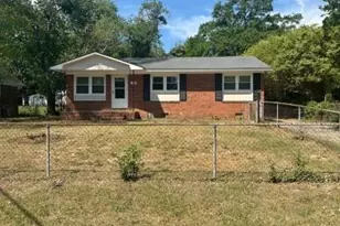 1070 Rulnick St, Fayetteville, NC - Photo 1