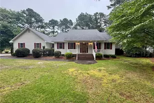 200 Horseshoe Dr, Southern Pines, NC 28387 - Photo 1