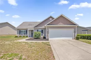2544 Hunting Bow Dr, Hope Mills, NC 28348 - Photo 1