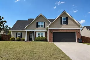 1529 Seabiscuit Dr, Hope Mills, NC 28371 - Photo 1