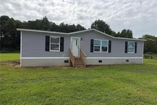 128 Kinsey Rd, Benson, NC 27504 - Photo 1