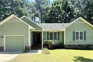 146 Greentree Dr, Raeford, NC 28376 - Photo 1