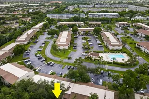 8041 S Woods Cir, Fort Myers, FL 33919 - Photo 2