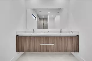 1717 NW 2nd St, Cape Coral, FL 33993 - Photo 22