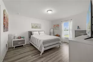 2620 NE 7th Pl, Cape Coral, FL 33909 - Photo 18