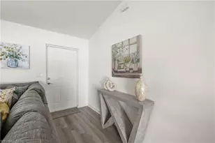 2620 NE 7th Pl, Cape Coral, FL 33909 - Photo 12