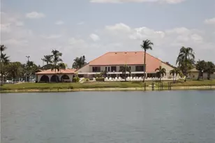 11300 Caravel Cir, Fort Myers, FL 33908 - Photo 2