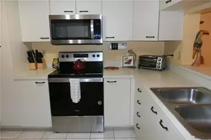 12150 Kelly Sands Way, Fort Myers, FL 33908 - Photo 8