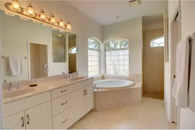 2216 SW 43rd Ln, Cape Coral, FL 33914 - Photo 20