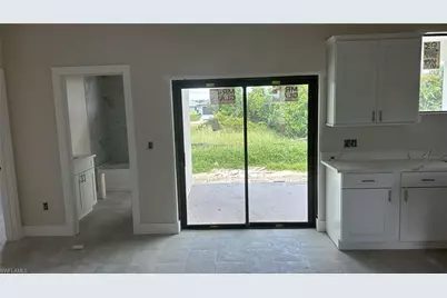 629 NW 28th Ter, Cape Coral, FL 33993 - Photo 2