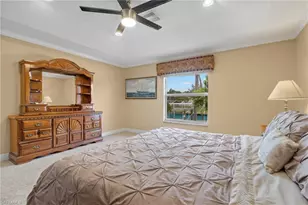 1023 SE 15th St, Cape Coral, FL 33990 - Photo 12