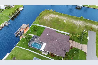 1023 SE 15th St, Cape Coral, FL 33990 - Photo 30