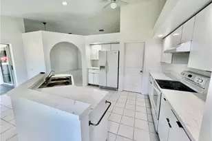 500 Lake Ave, Lehigh Acres, FL 33972 - Photo 10