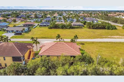 4921 SW 16th Pl #201, Cape Coral, FL 33914 - Photo 36
