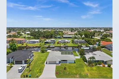 4419 SE 13th Pl, Cape Coral, FL 33904 - Photo 2