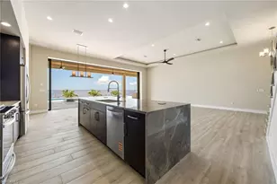 1024 Dolphin Dr, Cape Coral, FL 33904 - Photo 18