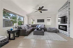 1517 Graduate Ct, Lehigh Acres, FL 33971 - Photo 10