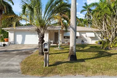 4241 Riverview Rd, Fort Myers, FL 33905 - Photo 2