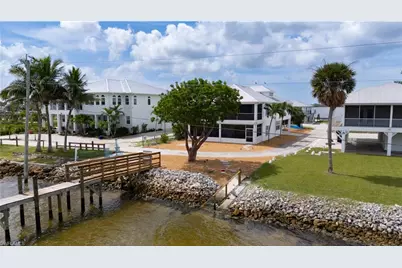 8550 Ebbtide Way, Bokeelia, FL 33922 - Photo 4