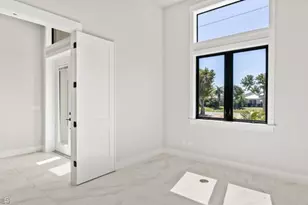 2133 Cape Coral Pkwy W, Cape Coral, FL 33914 - Photo 4