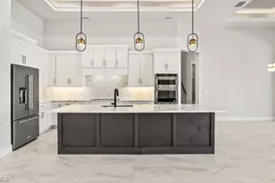 2133 Cape Coral Pkwy W, Cape Coral, FL 33914 - Photo 12