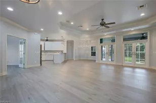 18210 Chesapeake Ct, Fort Myers, FL 33908 - Photo 8