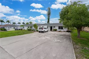 3609 SE 9th Pl, Cape Coral, FL 33904 - Photo 14