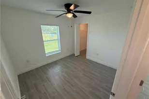 915 Graystone Ave, Lehigh Acres, FL 33974 - Photo 8