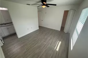 915 Graystone Ave, Lehigh Acres, FL 33974 - Photo 10