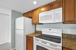 2885 Palm Beach Blvd, Fort Myers, FL 33916 - Photo 2