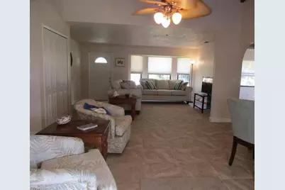 1510 SE 11th Pl, Cape Coral, FL 33990 - Photo 4