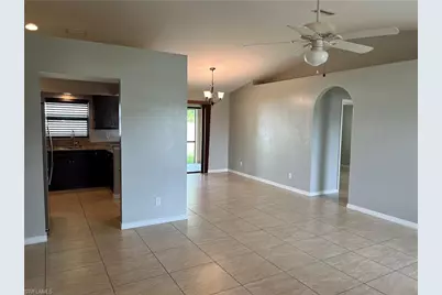 427 NE 17th Ave, Cape Coral, FL 33909 - Photo 6