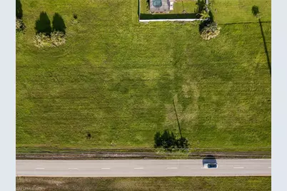 824 El Dorado Blvd N, Cape Coral, FL 33993 - Photo 2