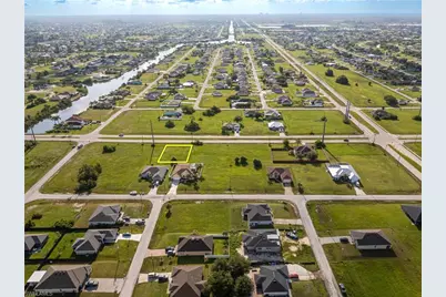 828 El Dorado Blvd N, Cape Coral, FL 33993 - Photo 24