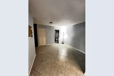 1700 Park Meadows Dr #1, Fort Myers, FL 33907 - Photo 6