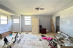 23435 Carolyn Ln, Fort Myers, FL 33913 - Photo 28