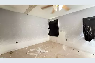 23435 Carolyn Ln, Fort Myers, FL 33913 - Photo 24