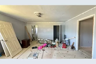 23435 Carolyn Ln, Fort Myers, FL 33913 - Photo 32