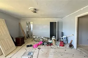 23435 Carolyn Ln, Fort Myers, FL 33913 - Photo 32