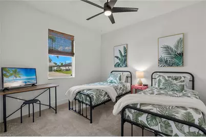 154 SE 20th St, Cape Coral, FL 33990 - Photo 12