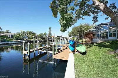 4138 SW 5th Ave, Cape Coral, FL 33914 - Photo 2