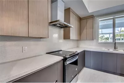 2929 SW 6th Pl, Cape Coral, FL 33914 - Photo 18