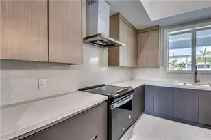 2929 SW 6th Pl, Cape Coral, FL 33914 - Photo 18